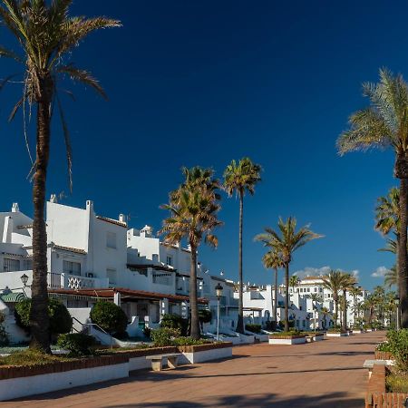 Via Celere 2330 Sea View Apartment Casares Bagian luar foto