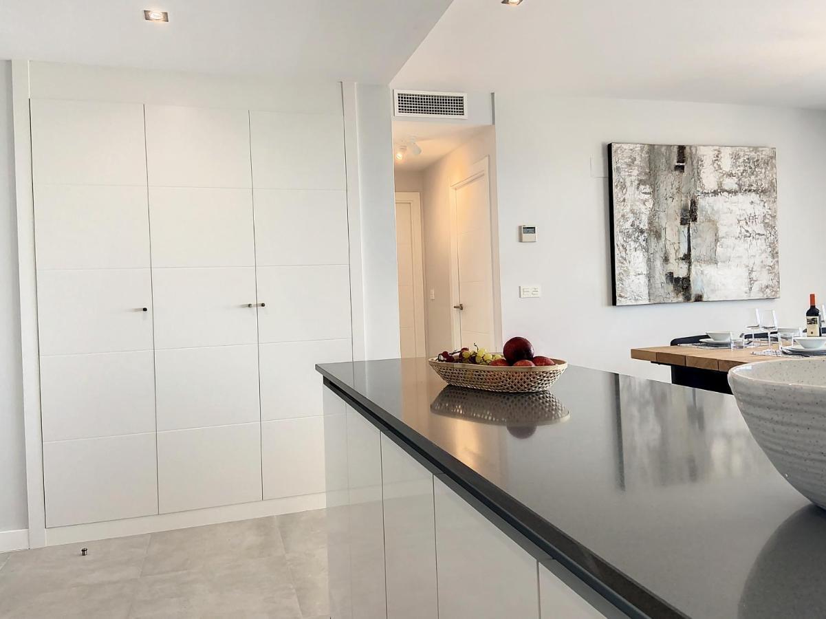 Via Celere 2330 Sea View Apartment Casares Bagian luar foto