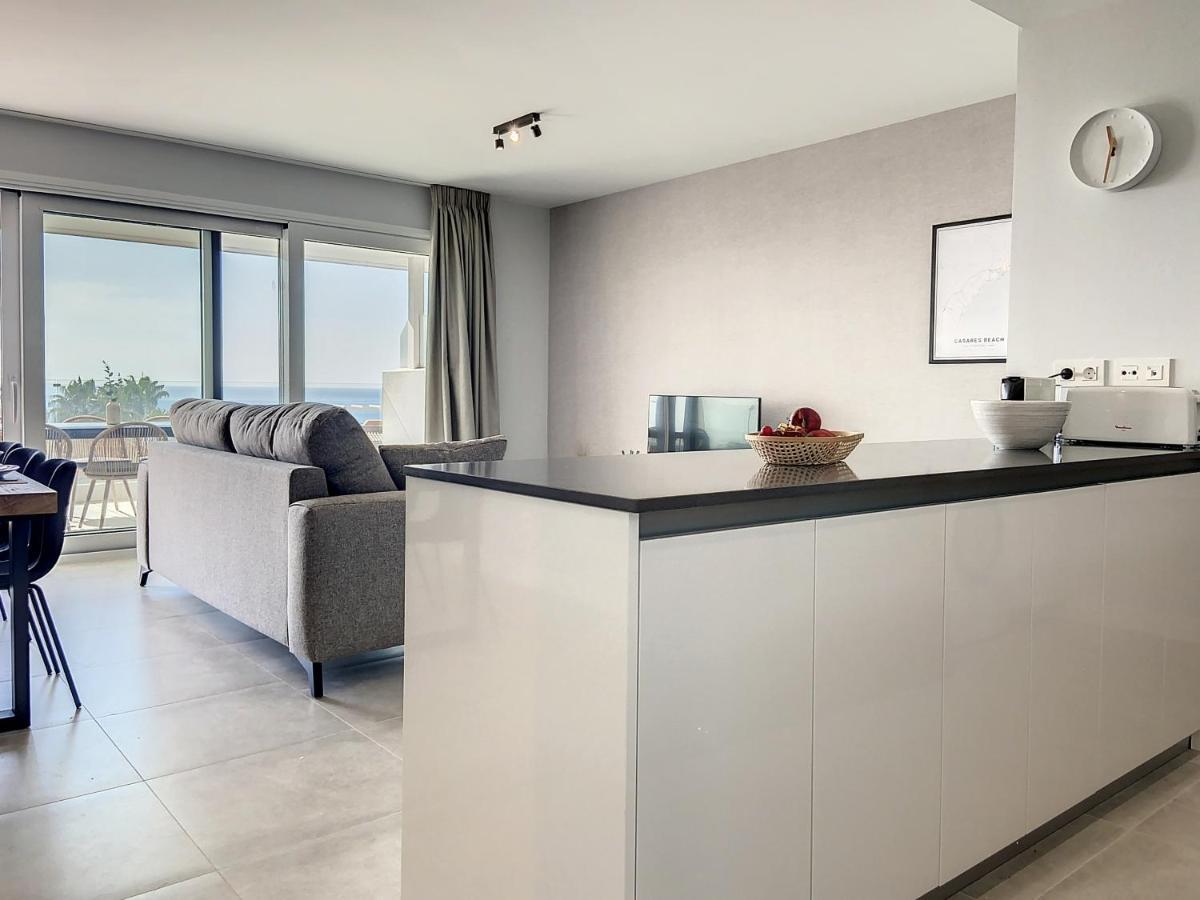 Via Celere 2330 Sea View Apartment Casares Bagian luar foto
