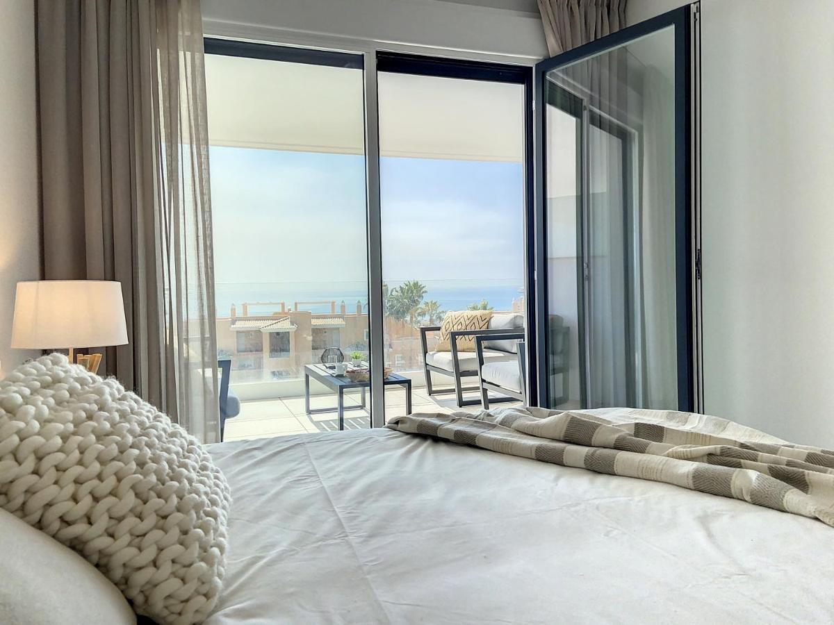 Via Celere 2330 Sea View Apartment Casares Bagian luar foto